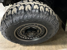 Load image into Gallery viewer, SOLD 2006 AM General M1097R1 6.5L GEP Diesel, HMMWV (Lot #1433)