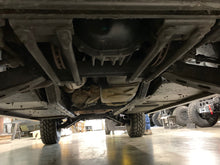 Load image into Gallery viewer, SOLD 2001 M1045A2 HMMWV Slant back (Lot#870)