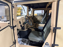 Load image into Gallery viewer, 2003 M1097A2 Humvee lot 1270 — photo 6

