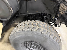 Load image into Gallery viewer, 2003 M1097A2 Humvee lot 1270 — photo 16
